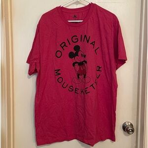 Disney Parks Red Men's Size 2XL‎ Mikey Mouse Original Musketeer Shirt